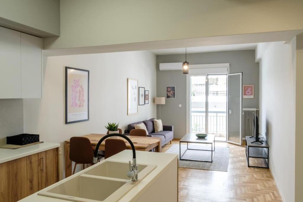 Modern Pangrati Flat! Apartamento Atenas Exterior foto